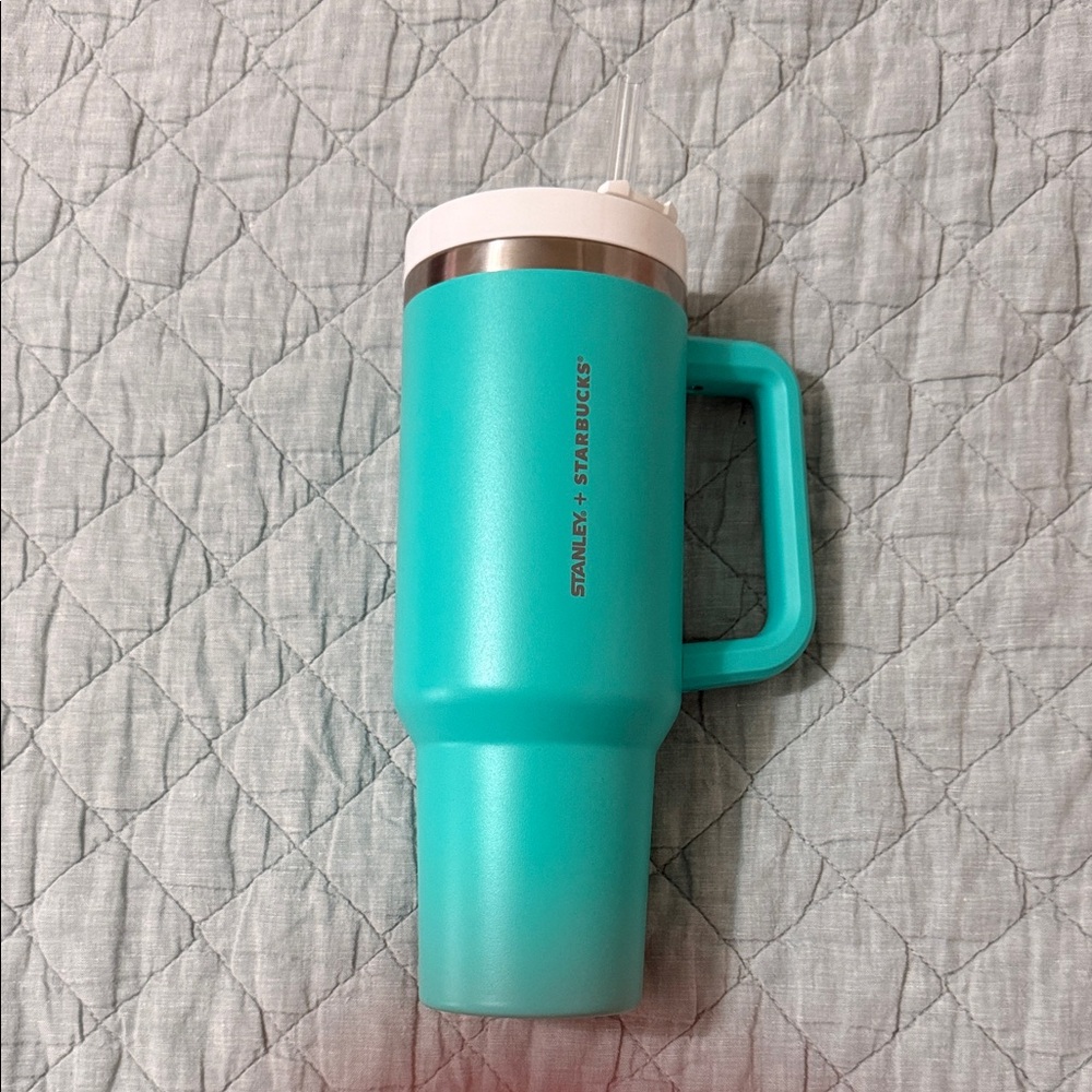 Starbucks x Stanley Tiffany blue 40 oz Tumbler